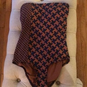 One piece bathing suit